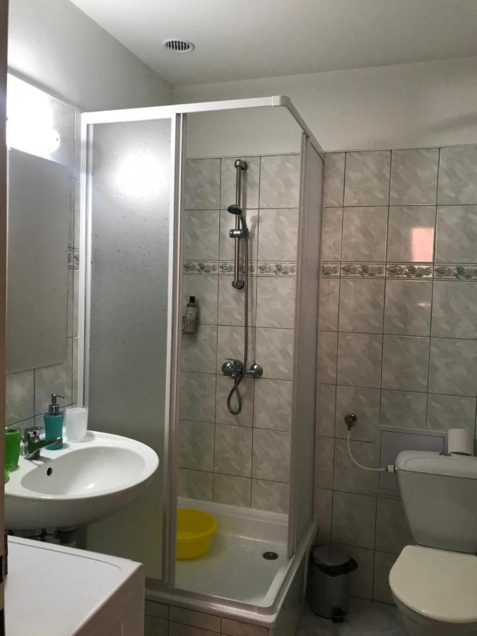 Lana Lo Apartments Карлови Вари Екстериор снимка