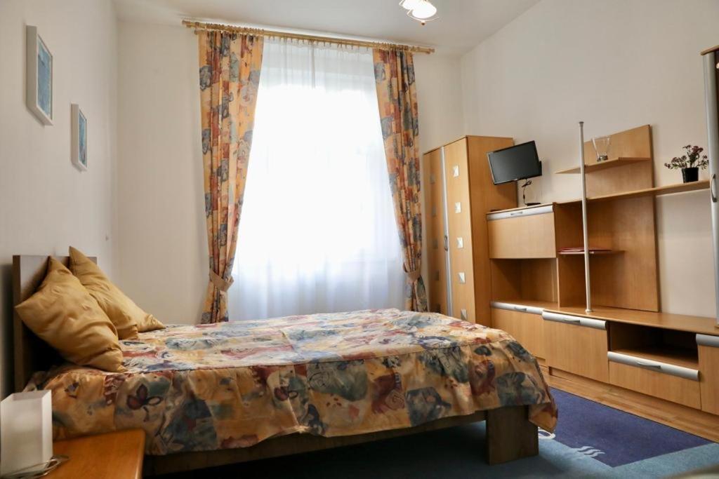 Lana Lo Apartments Карлови Вари Екстериор снимка
